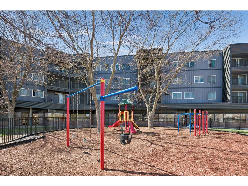 1 W Lake Street #420 Minneapolis MN 55408 7052143 image35