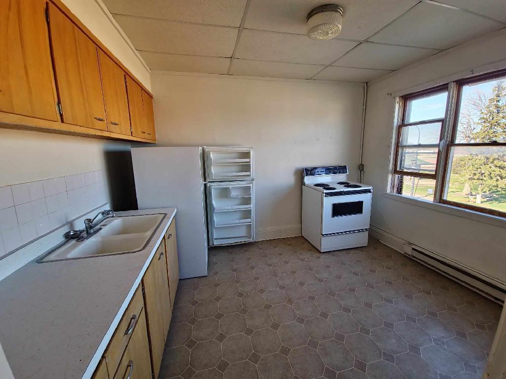 10 1st Avenue NW Wells MN 56097 7016268 image11