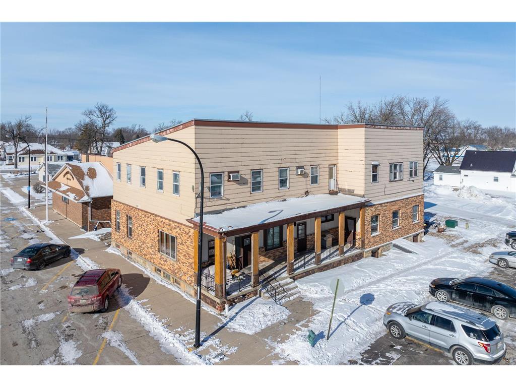 10 1st Avenue NW Wells MN 56097 7016268 image2