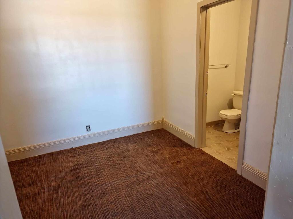 10 1st Avenue NW Wells MN 56097 7016268 image7