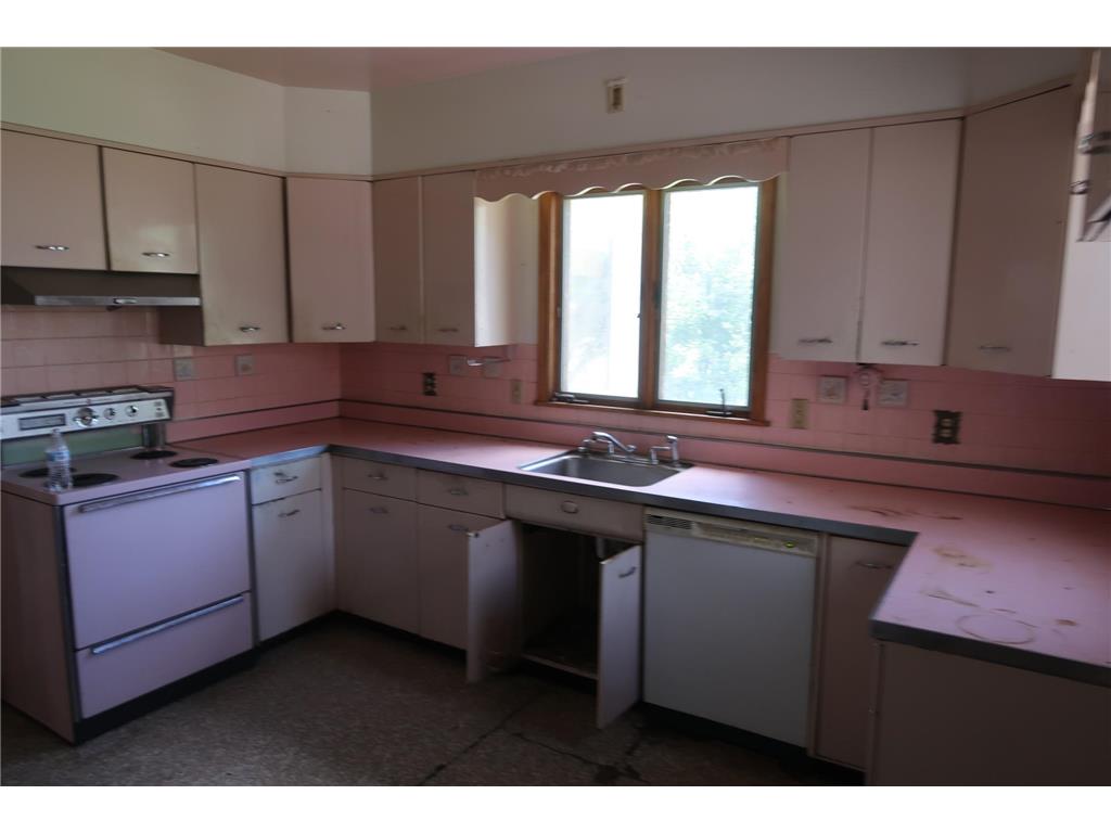 10 3rd Avenue Arthur ND 58006 7097480 image11