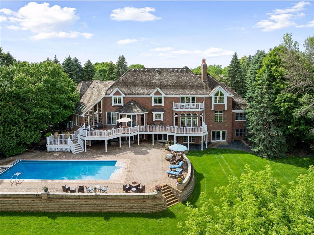 10 Apple Orchard Court Dellwood MN 55110 6818725 image1