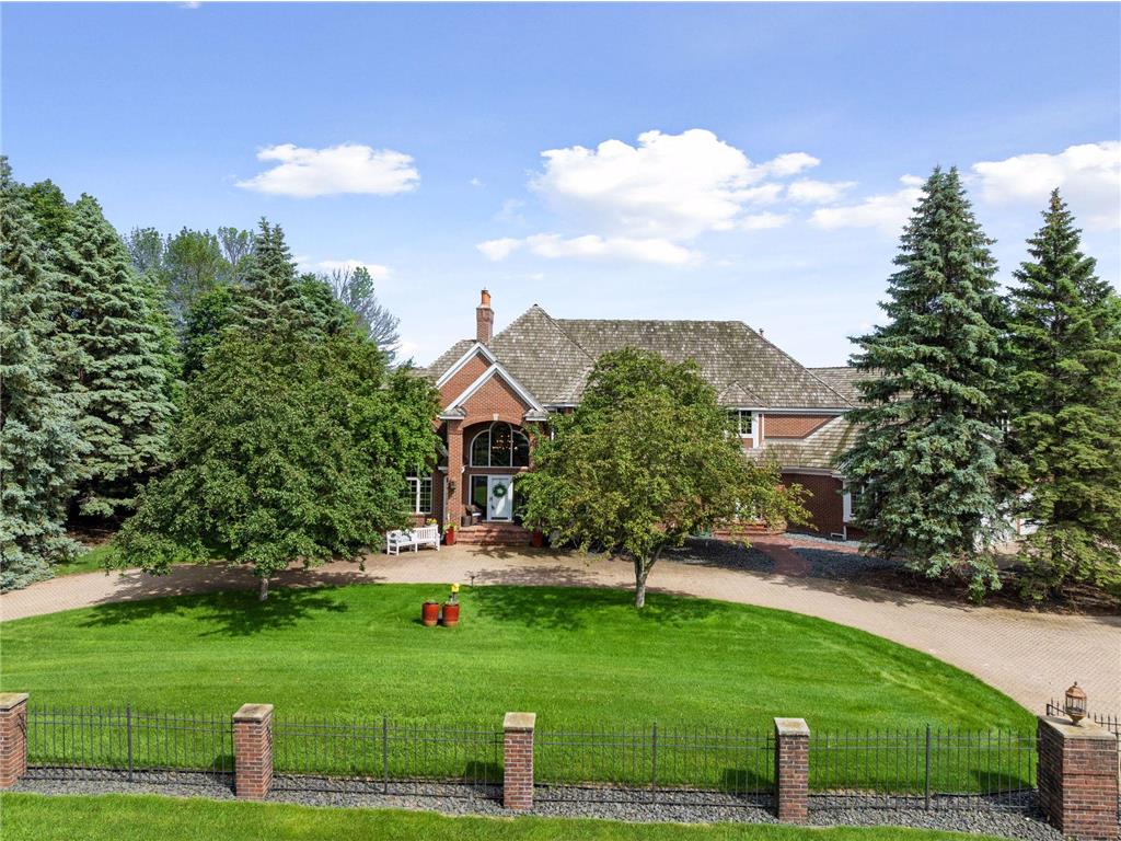 10 Apple Orchard Court Dellwood MN 55110 6818725 image3