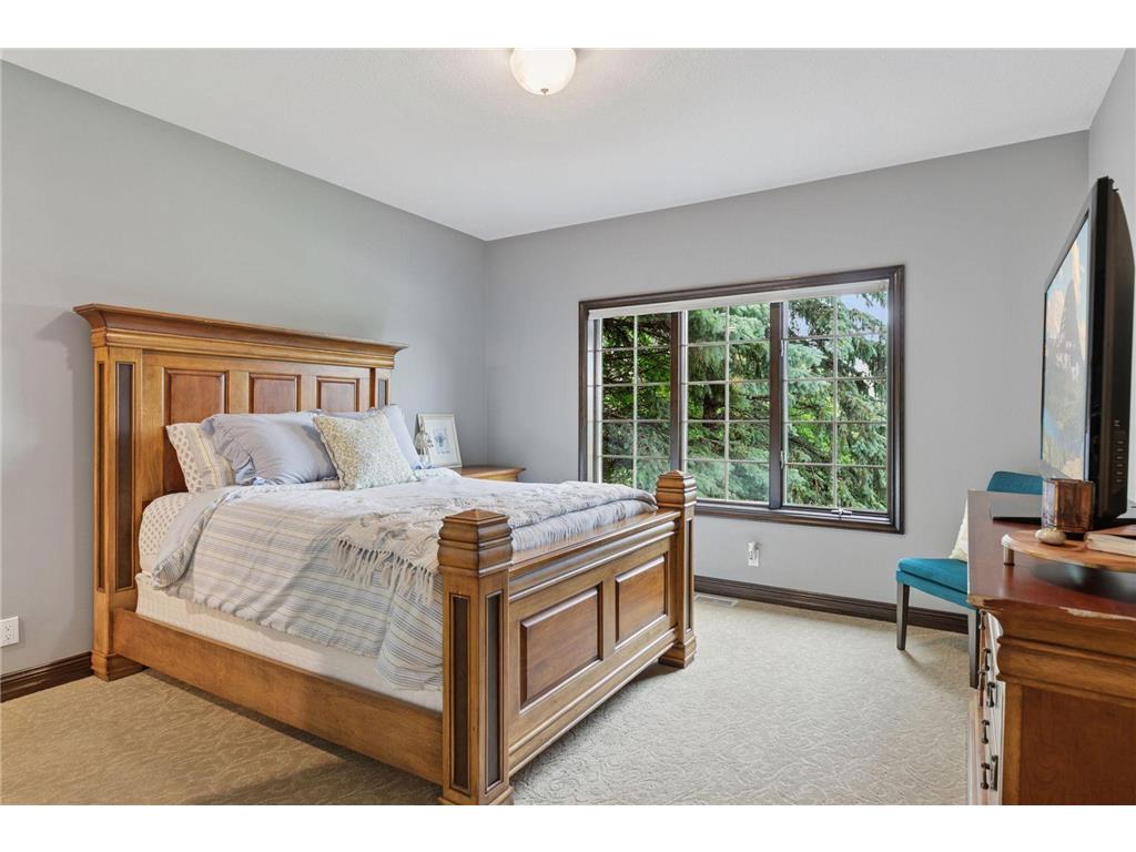 10 Apple Orchard Court Dellwood MN 55110 6818725 image64