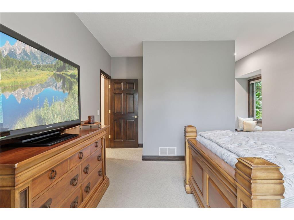 10 Apple Orchard Court Dellwood MN 55110 6818725 image65