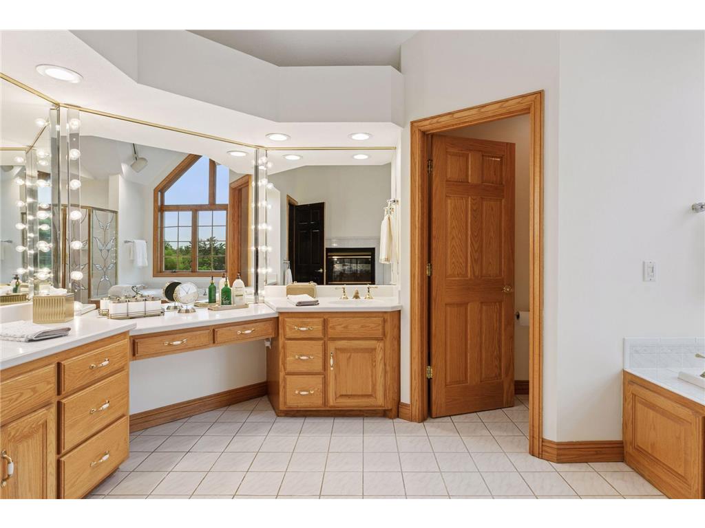 10 Apple Orchard Court Dellwood MN 55110 6818725 image75
