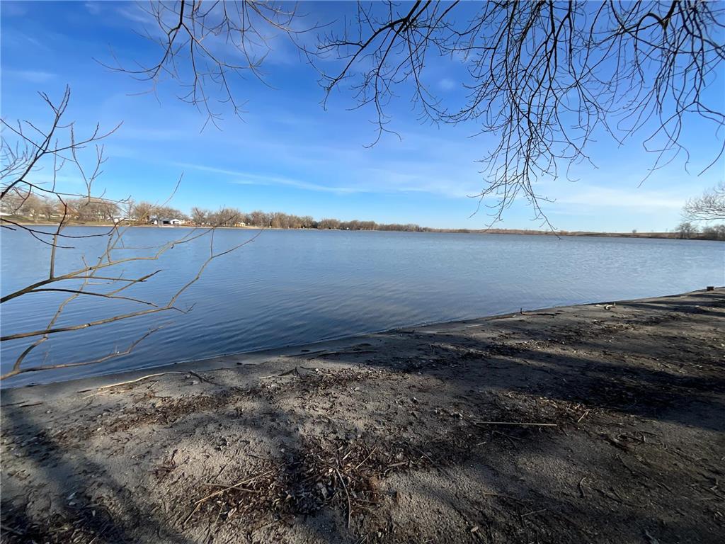 10 Cottonwood Lake Boulevard Windom MN 56101 - Cottonwood 6617736 image16