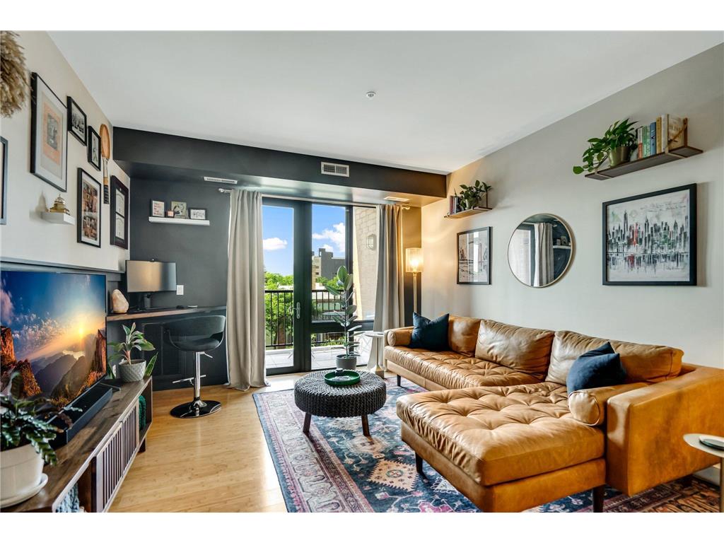 10 E 26th Street #202 Minneapolis MN 55404 6395940 image1