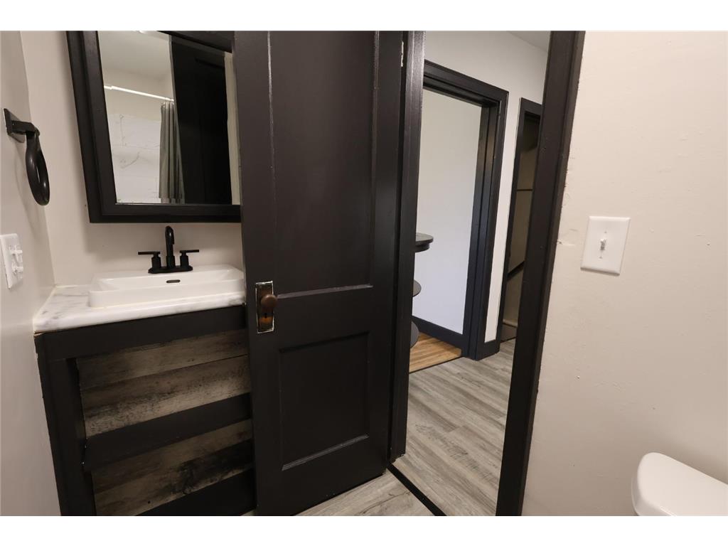10 E 4th Street Morris MN 56267 7078339 image14
