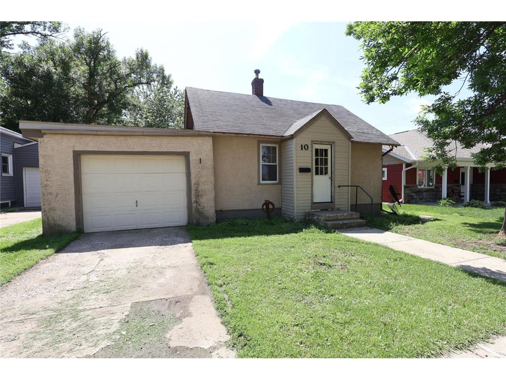 10 E 4th Street Morris MN 56267 7078339 image2