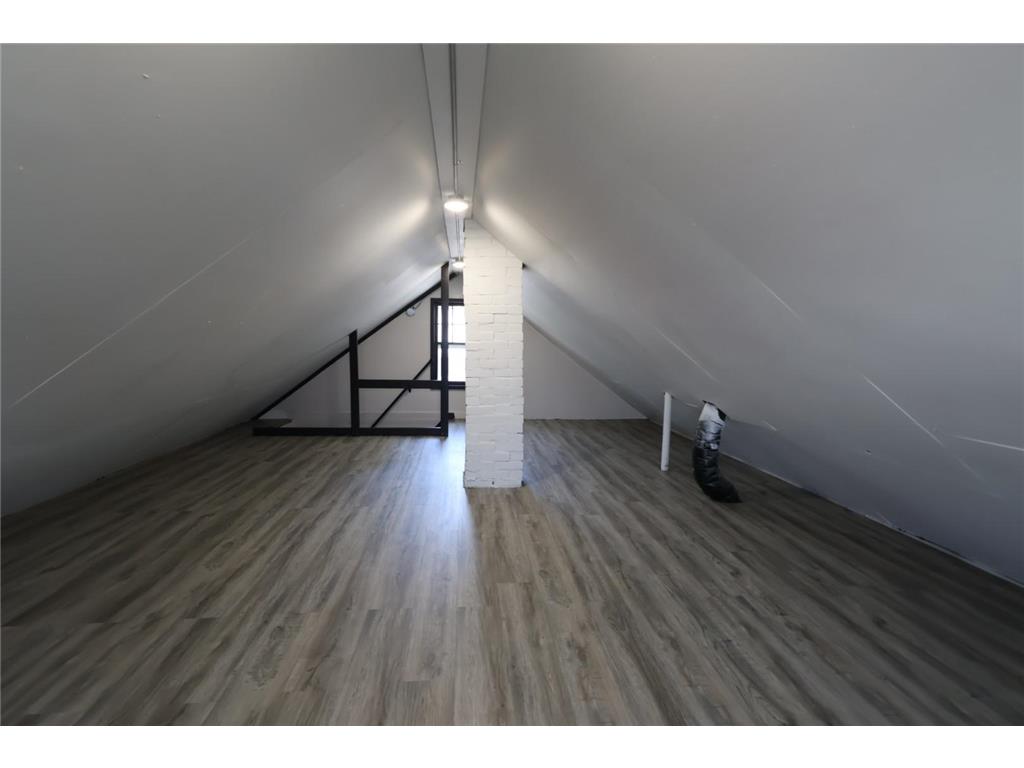 10 E 4th Street Morris MN 56267 7078339 image27