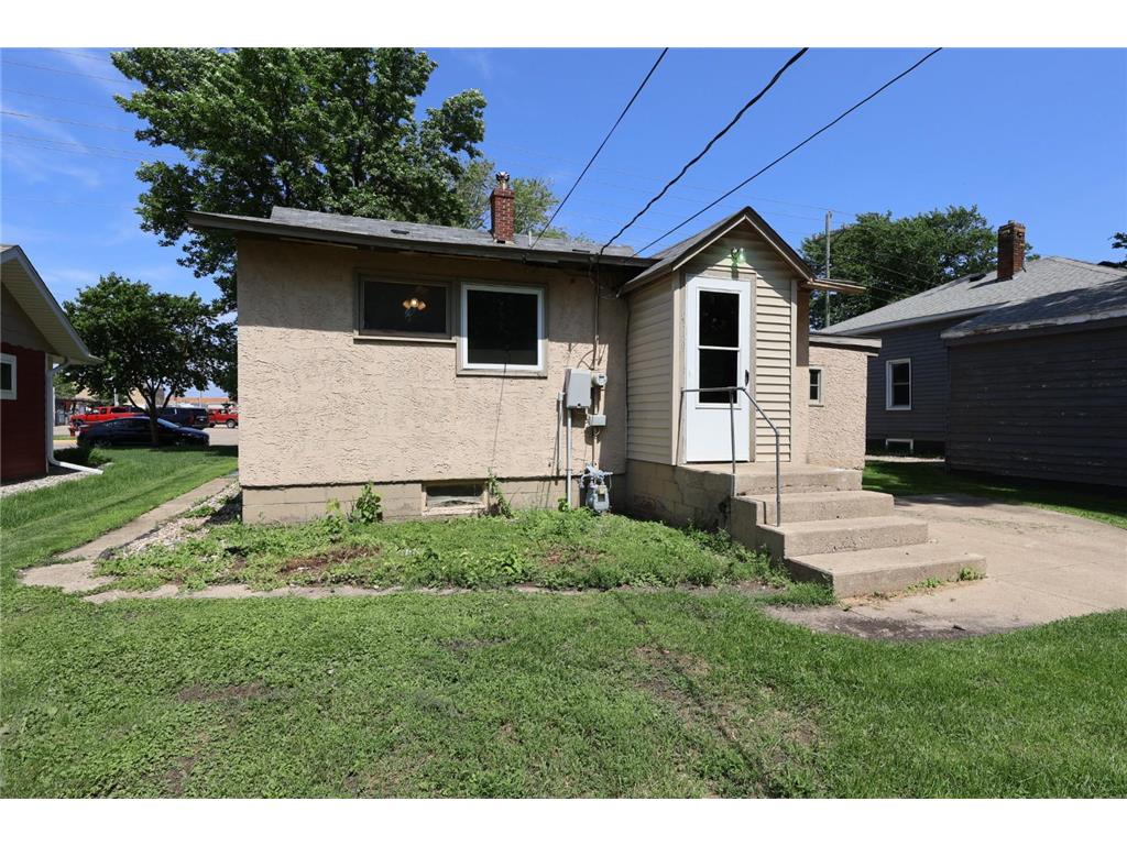 10 E 4th Street Morris MN 56267 7078339 image35