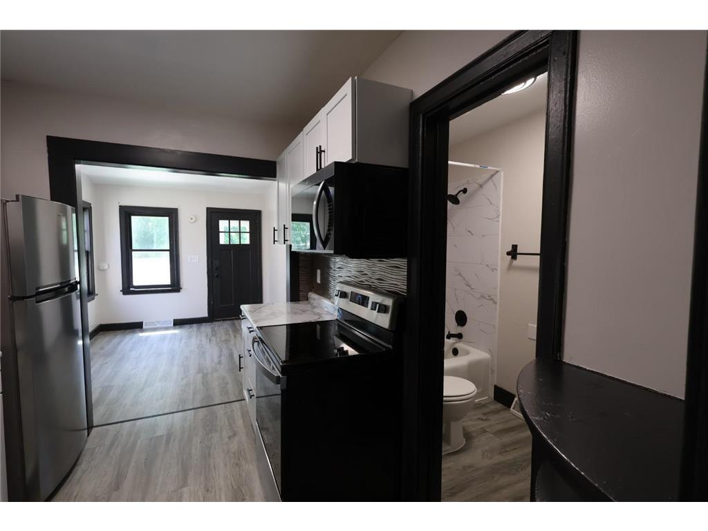 10 E 4th Street Morris MN 56267 7078339 image9