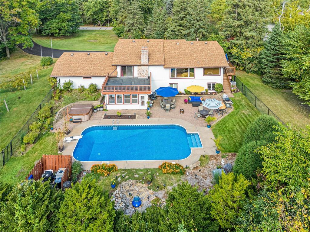 10 Hay Camp Road North Oaks MN 55127 6821664 image1