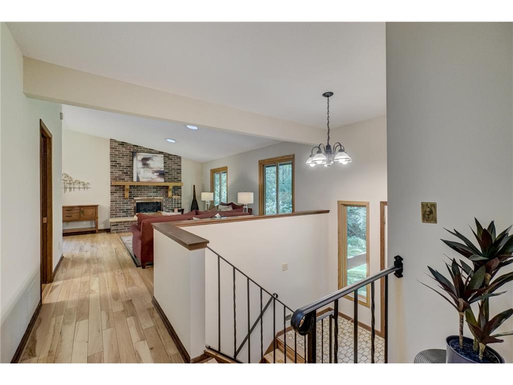 10 High Circle Way North Oaks MN 55127 - Pleasant Lake 7071807 image2