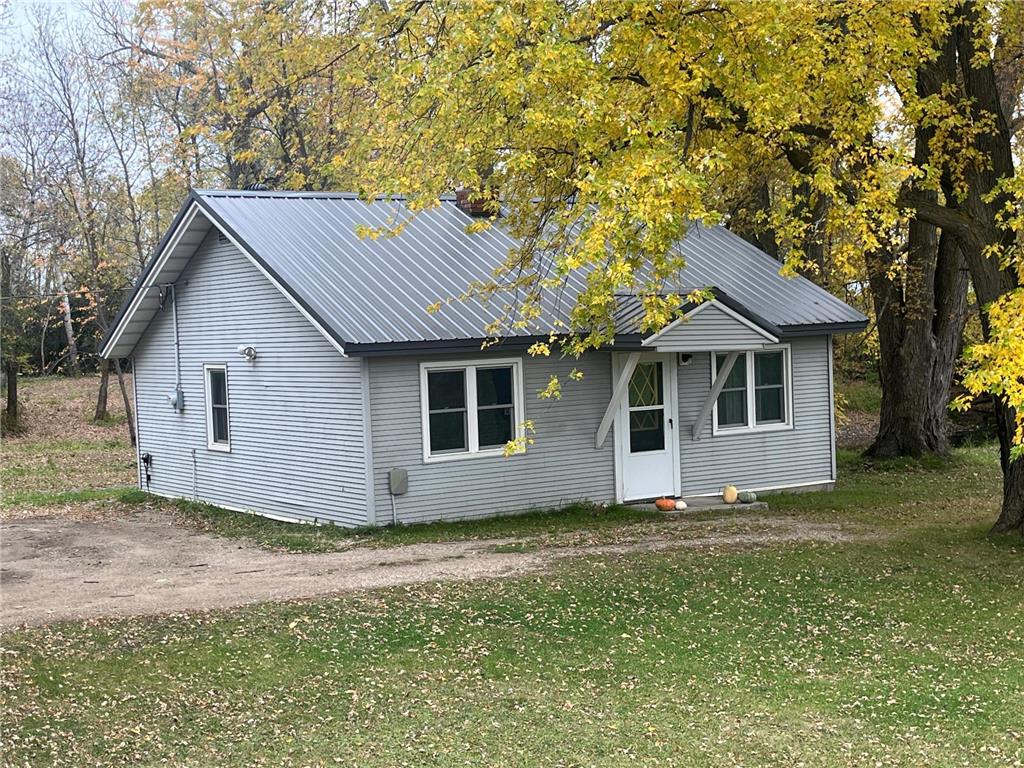 10 S Borud Street Winger MN 56592 6804649 image1