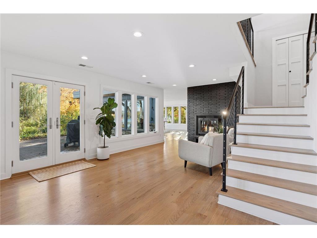 10 W Shore Road North Oaks MN 55127 - Gilfillan 6807036 image10