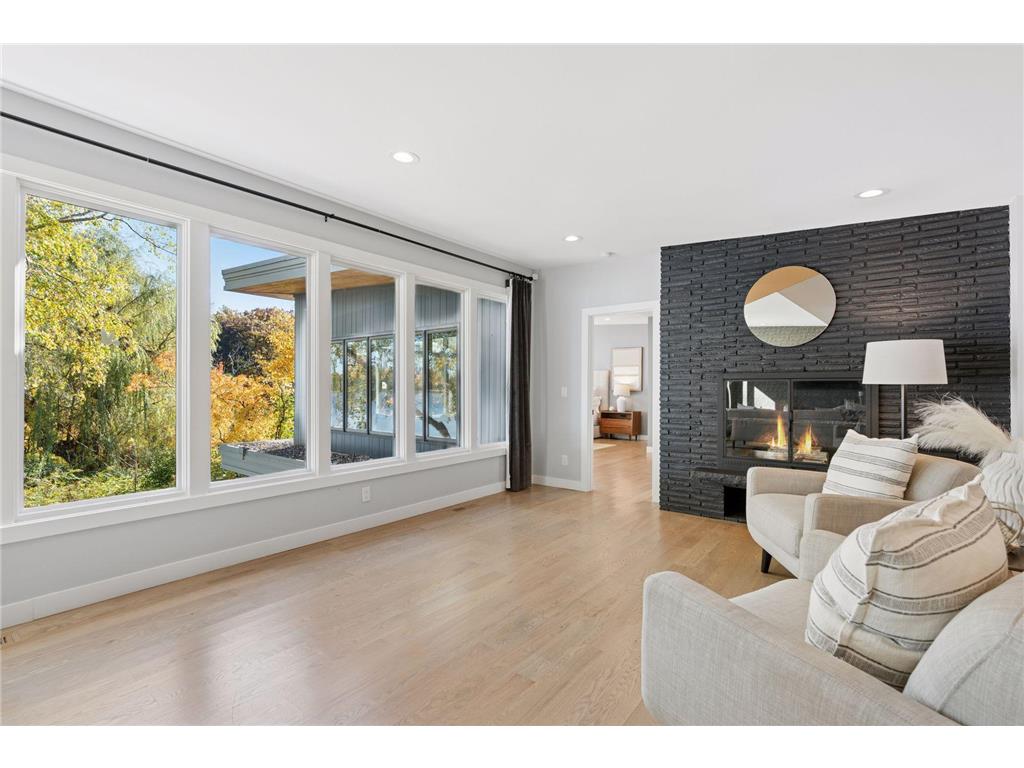 10 W Shore Road North Oaks MN 55127 - Gilfillan 6807036 image14