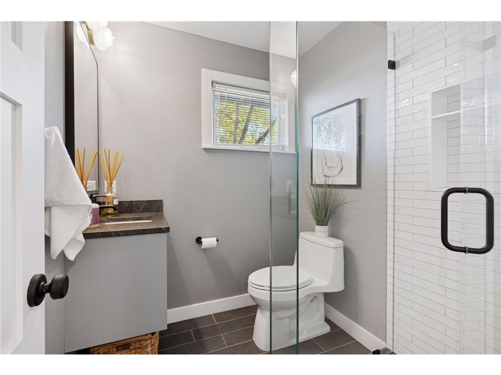 10 W Shore Road North Oaks MN 55127 - Gilfillan 6807036 image27