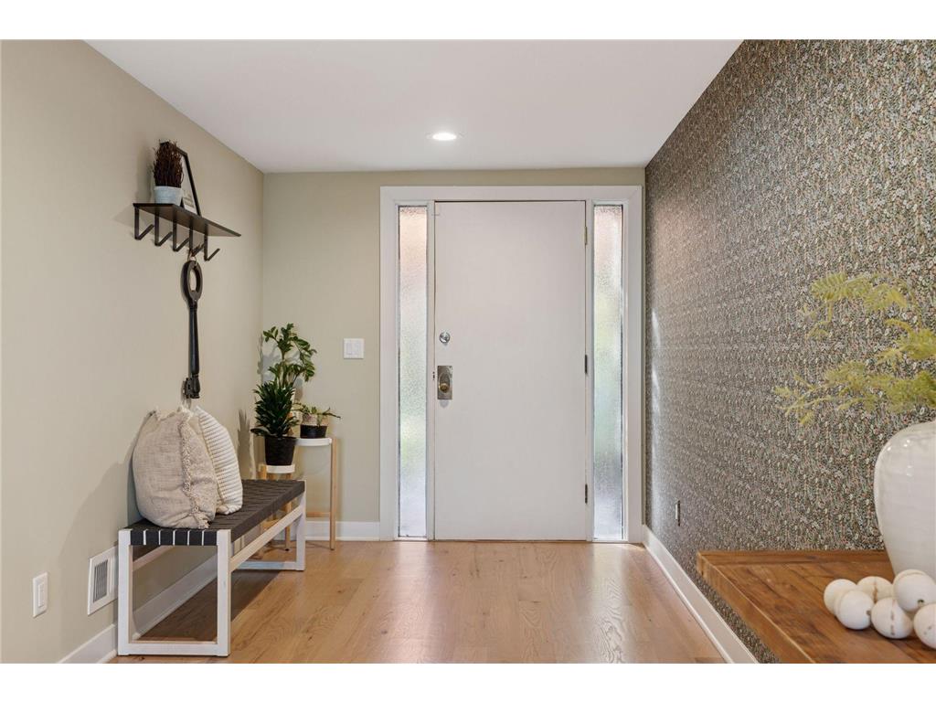 10 W Shore Road North Oaks MN 55127 - Gilfillan 6807036 image50