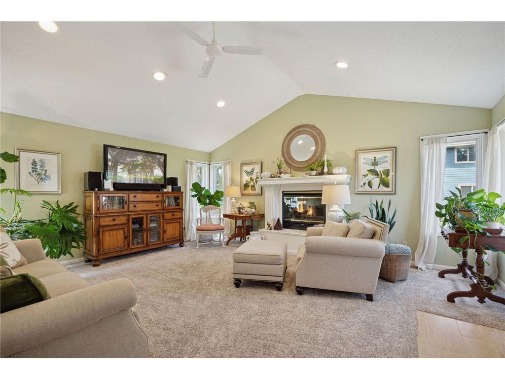 10 Western Terrace Golden Valley MN 55426 6779776 image1