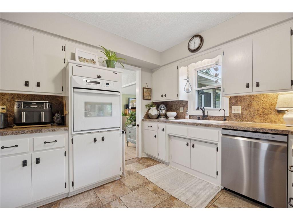 10 Western Terrace Golden Valley MN 55426 6779776 image16