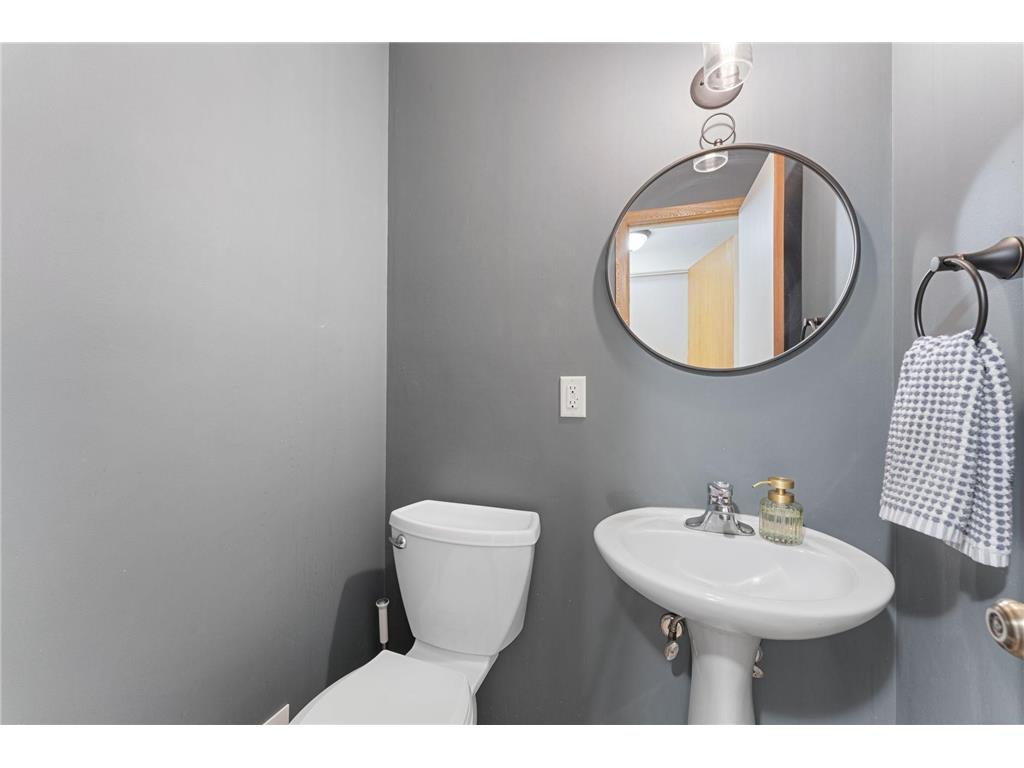 10 Western Terrace Golden Valley MN 55426 7065229 image24