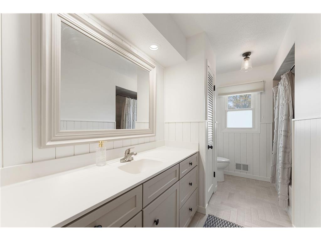 10 Western Terrace Golden Valley MN 55426 7065229 image36