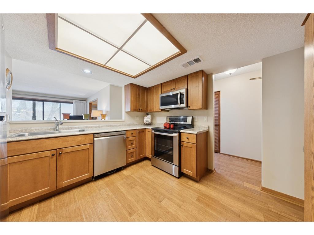 10 Windsor Court #311 New Brighton MN 55112 7014452 image11