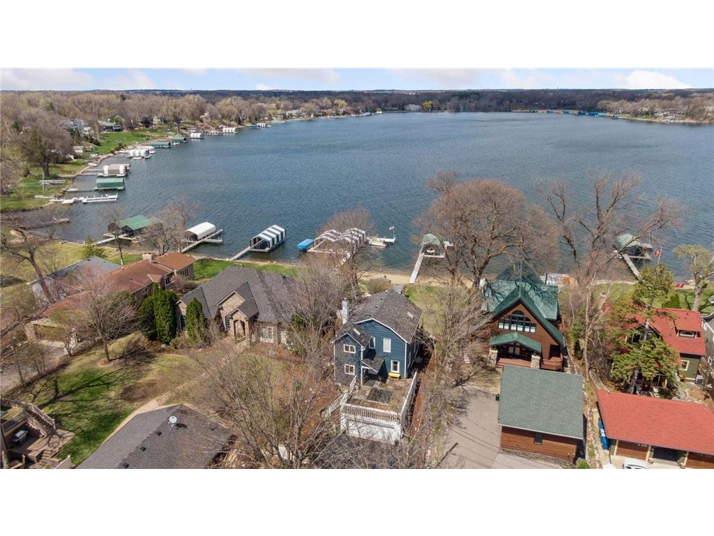 10 Woodlane Street Tonka Bay MN 55331 - Lake Minnetonka 6702812 image1