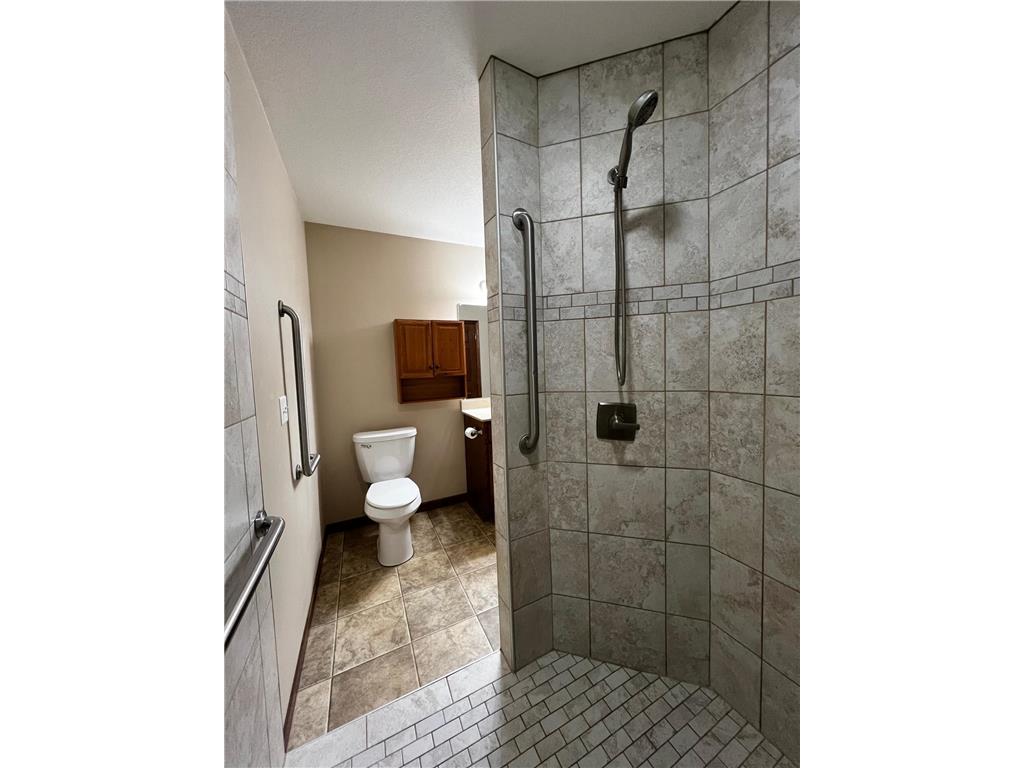 100 & 110 Fromm Circle Granite Falls MN 56241 6825733 image12