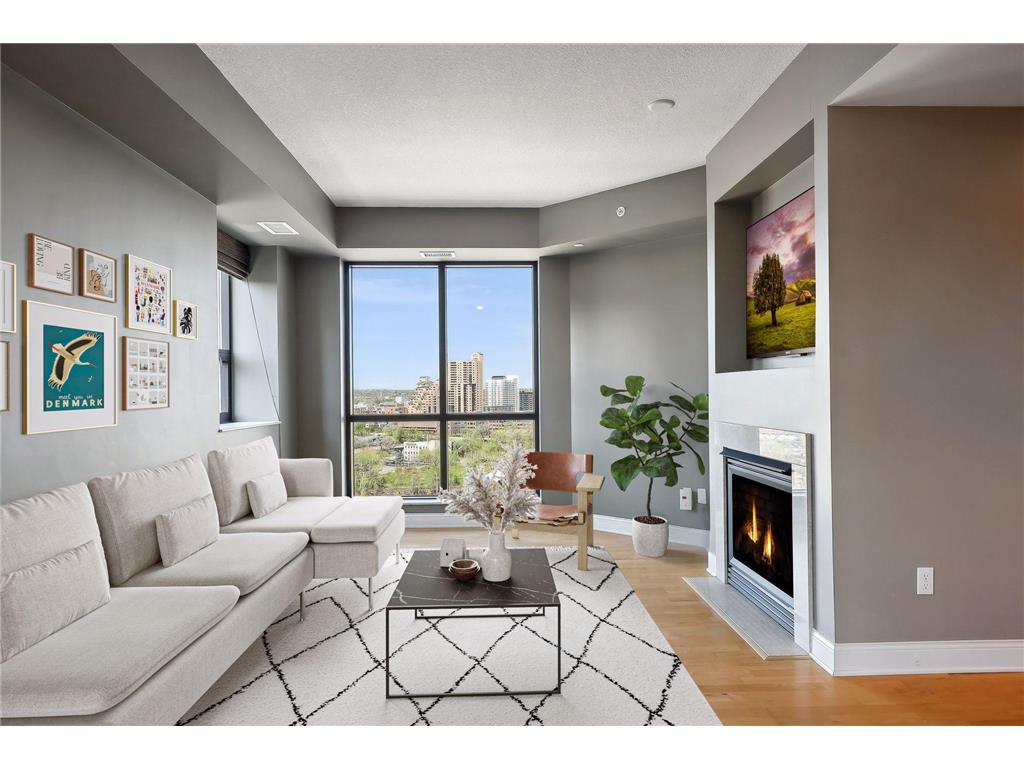 100 3rd Avenue S #1304 Minneapolis MN 55401 - Mississippi 6523147 image1