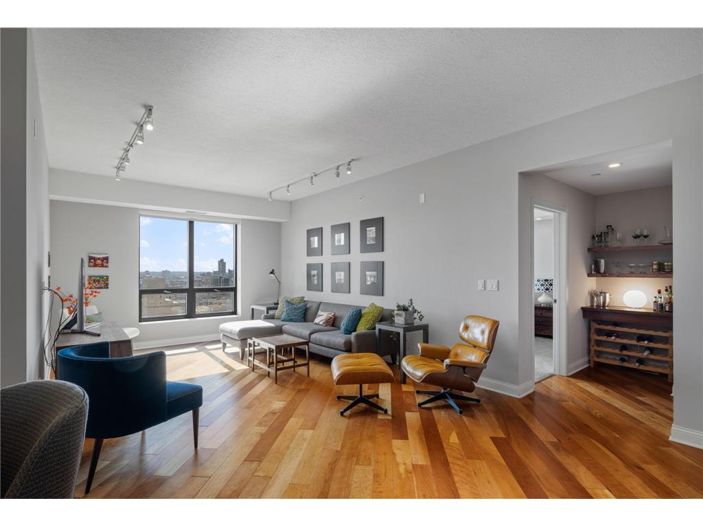 100 3rd Avenue S #1501 Minneapolis MN 55401 6357862 image1