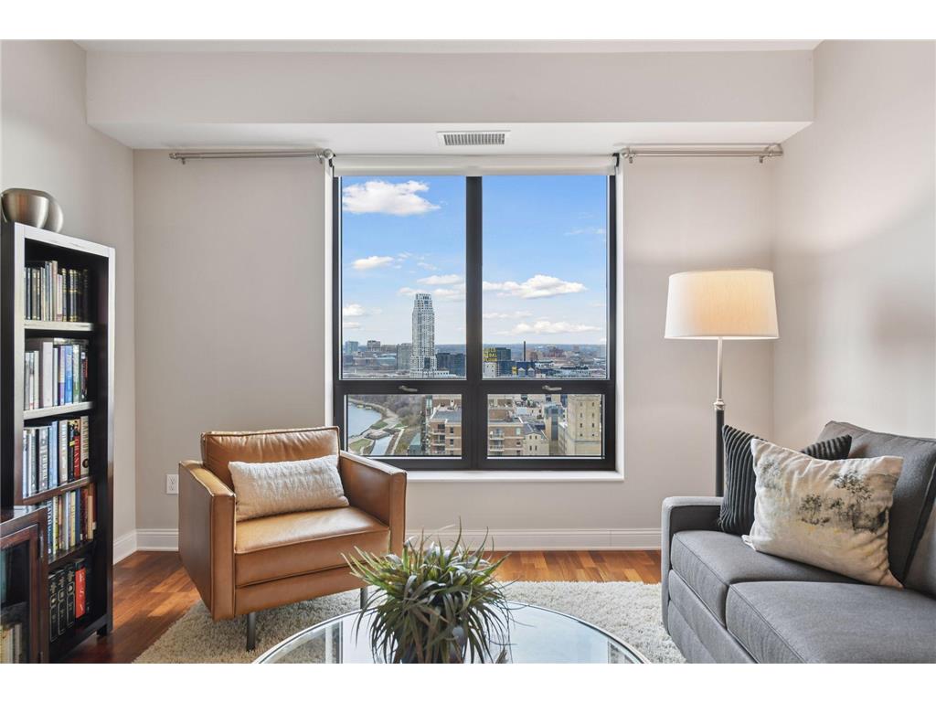 100 3rd Avenue S #2201 Minneapolis MN 55401 - Mississippi 6813880 image4