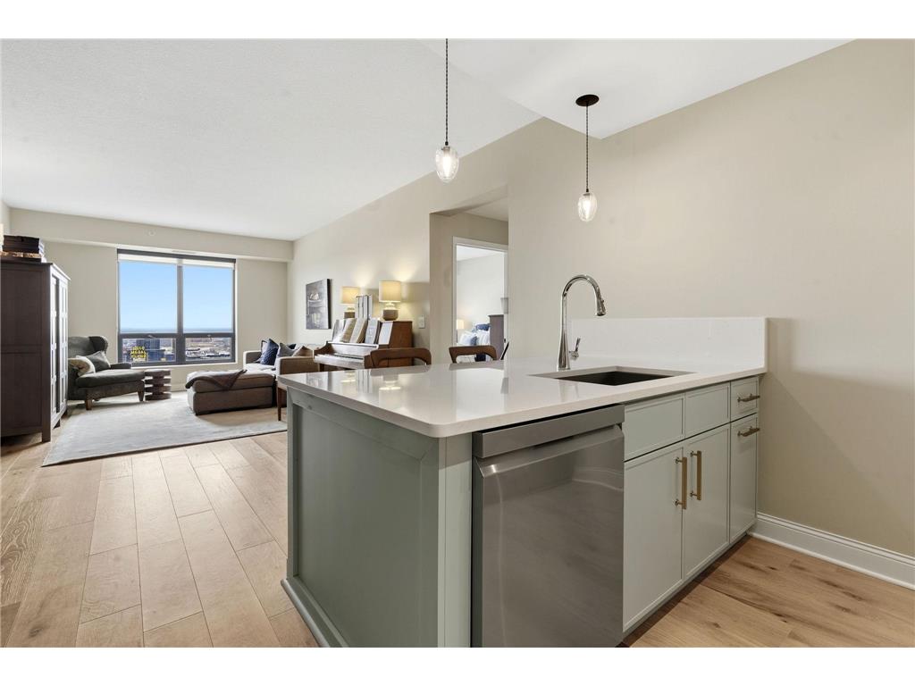 100 3rd Avenue S #2801 Minneapolis MN 55401 - Mississippi 7071756 image3