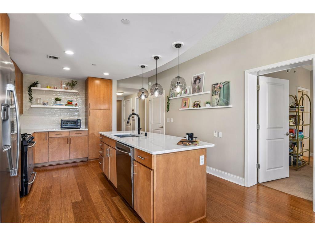 100 3rd Avenue S #606 Minneapolis MN 55401 7051400 image12