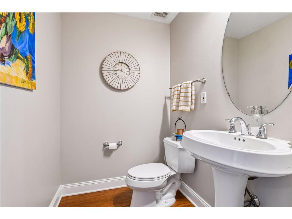 100 3rd Avenue S #606 Minneapolis MN 55401 7051400 image20
