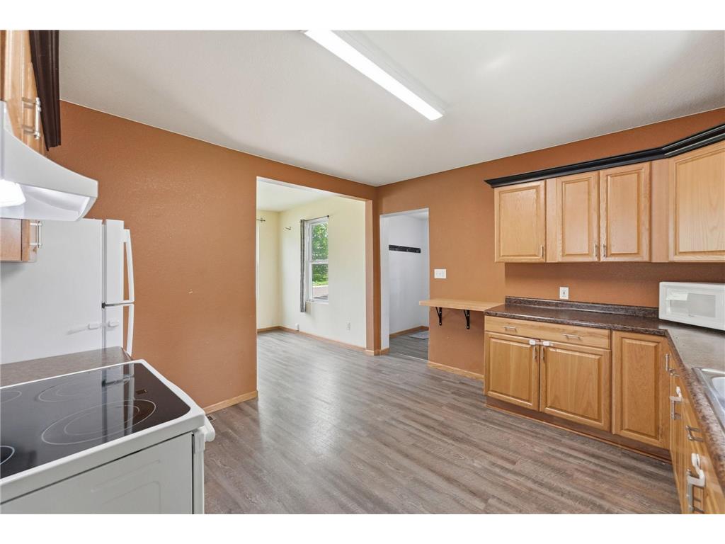 100 3rd Avenue SE New London MN 56273 7096581 image13
