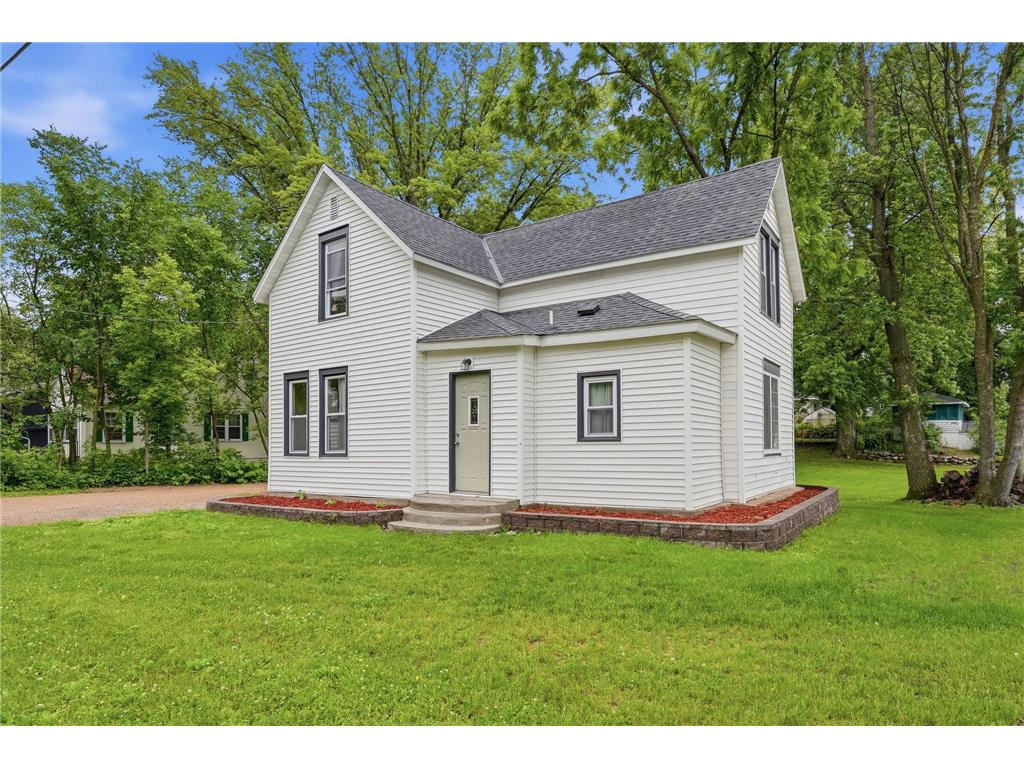 100 3rd Avenue SE New London MN 56273 7096581 image28