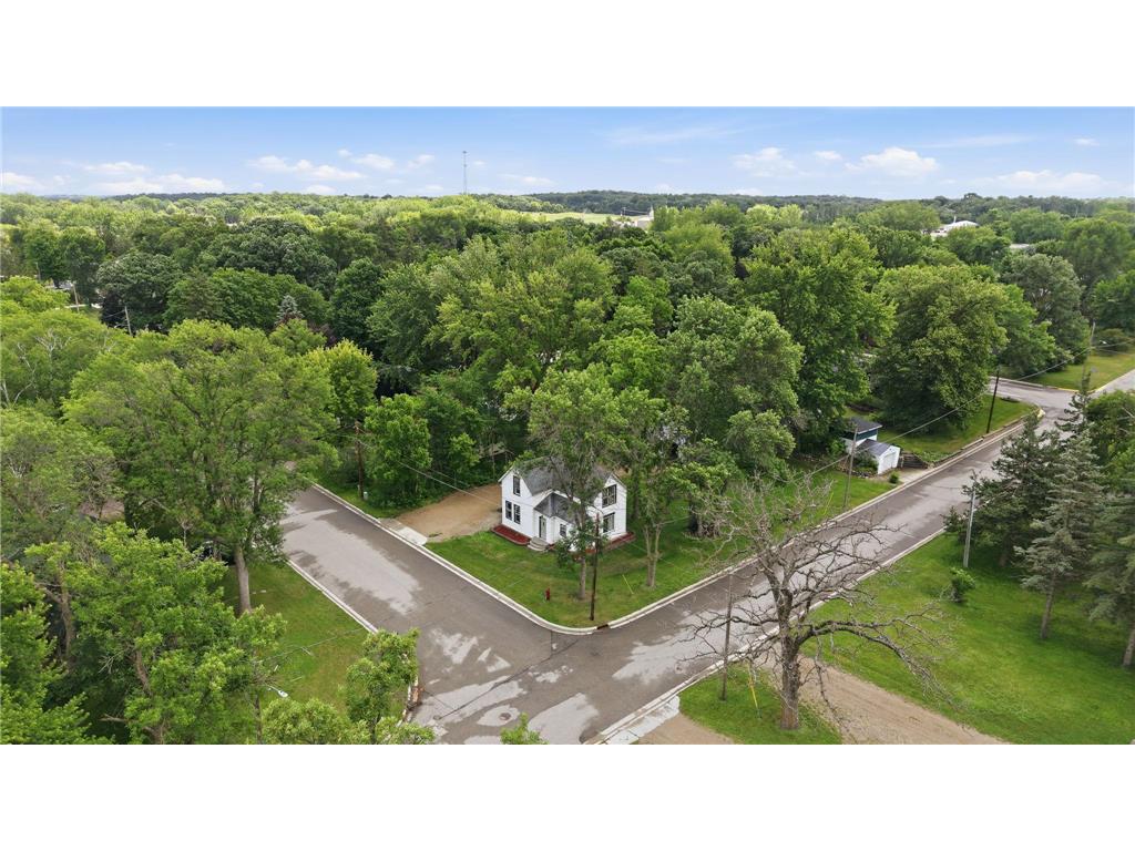 100 3rd Avenue SE New London MN 56273 7096581 image30
