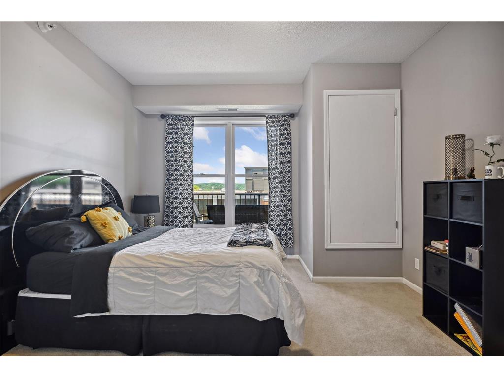 100 4th Avenue N 210, South Saint Paul, MN, 55075 MLS 6505642 Edina Realty