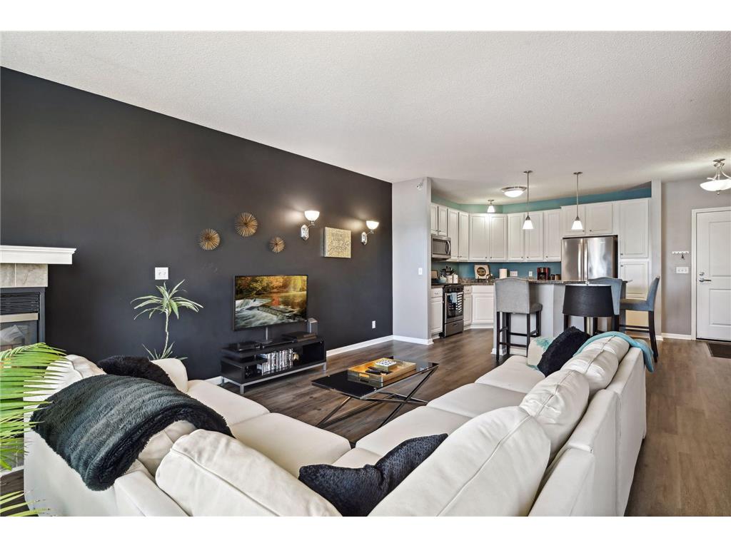 100 4th Avenue N 210, South Saint Paul, MN, 55075 MLS 6505642 Edina Realty