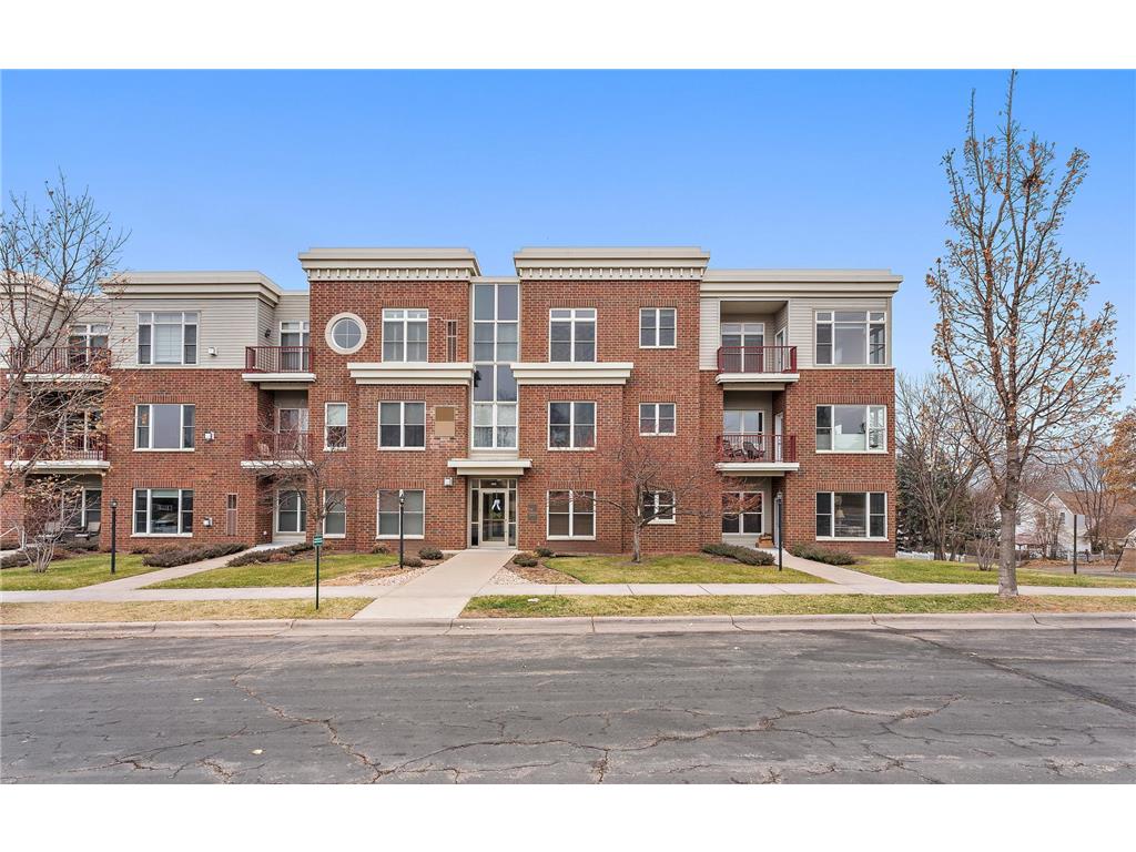 100 4th Avenue N #301 South Saint Paul MN 55075 6465852 image1