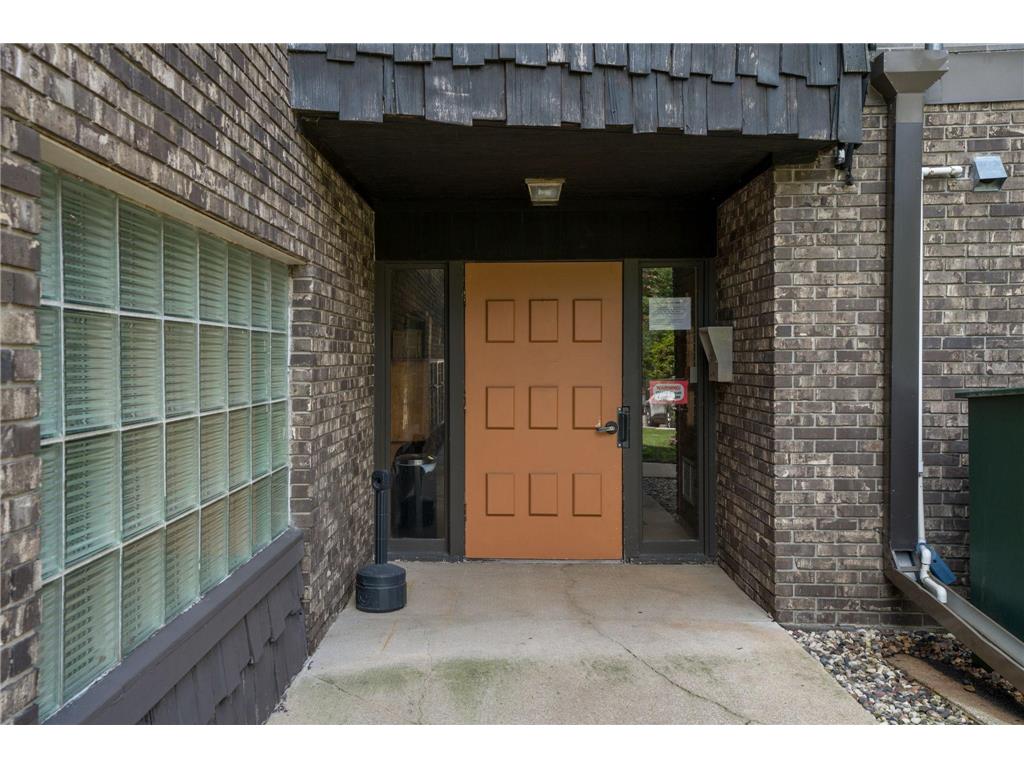 100 Cedar Street #204 Mankato MN 56001 6590304 image1