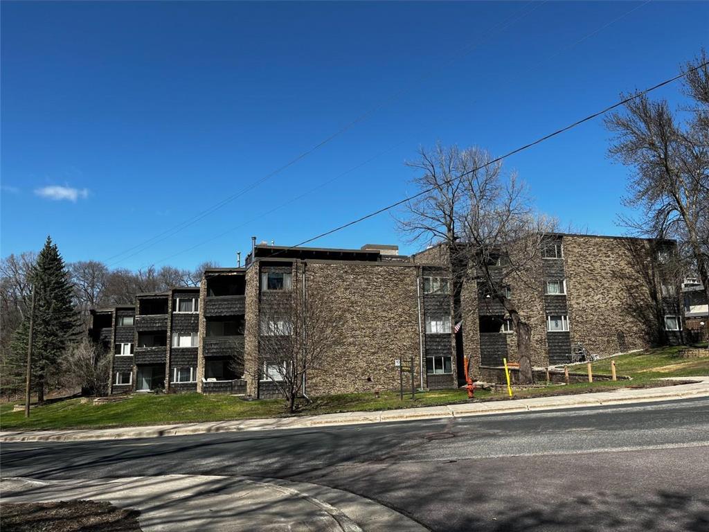 100 Cedar Street #205 Mankato MN 56001 6329521 image1