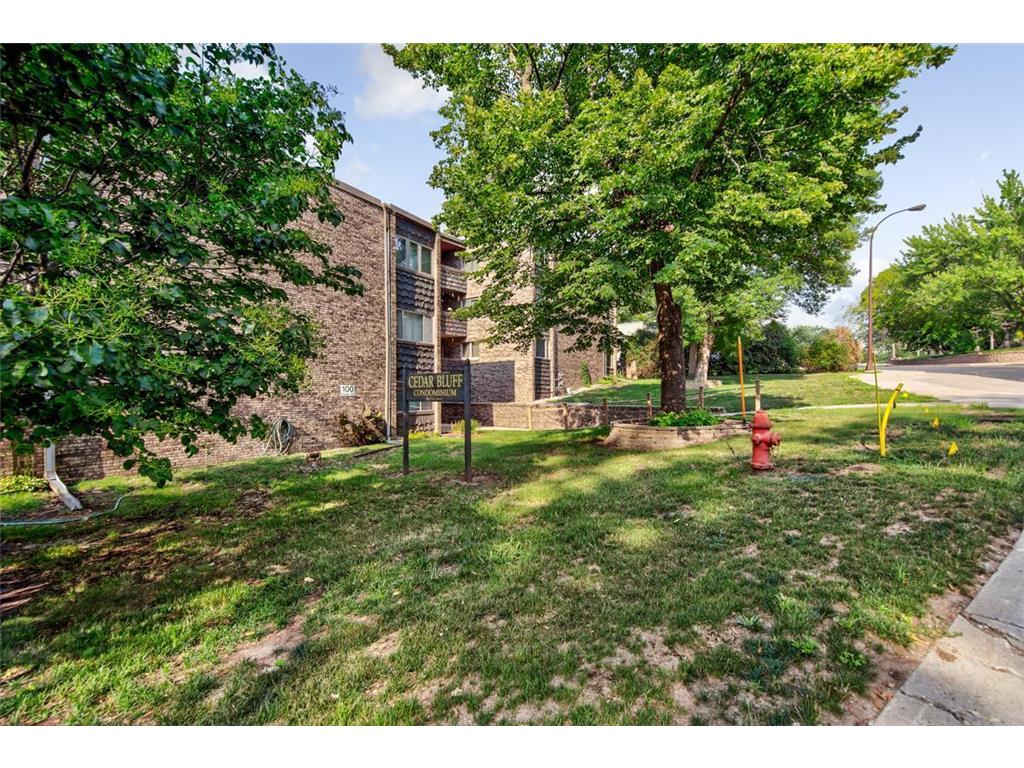 100 Cedar Street #208 Mankato MN 56001 6414898 image1