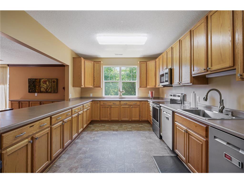 100 Clydesdale Trail #101 Medina MN 55340 7076478 image27
