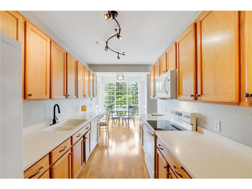 100 Clydesdale Trail #113 Medina MN 55340 7076098 image16