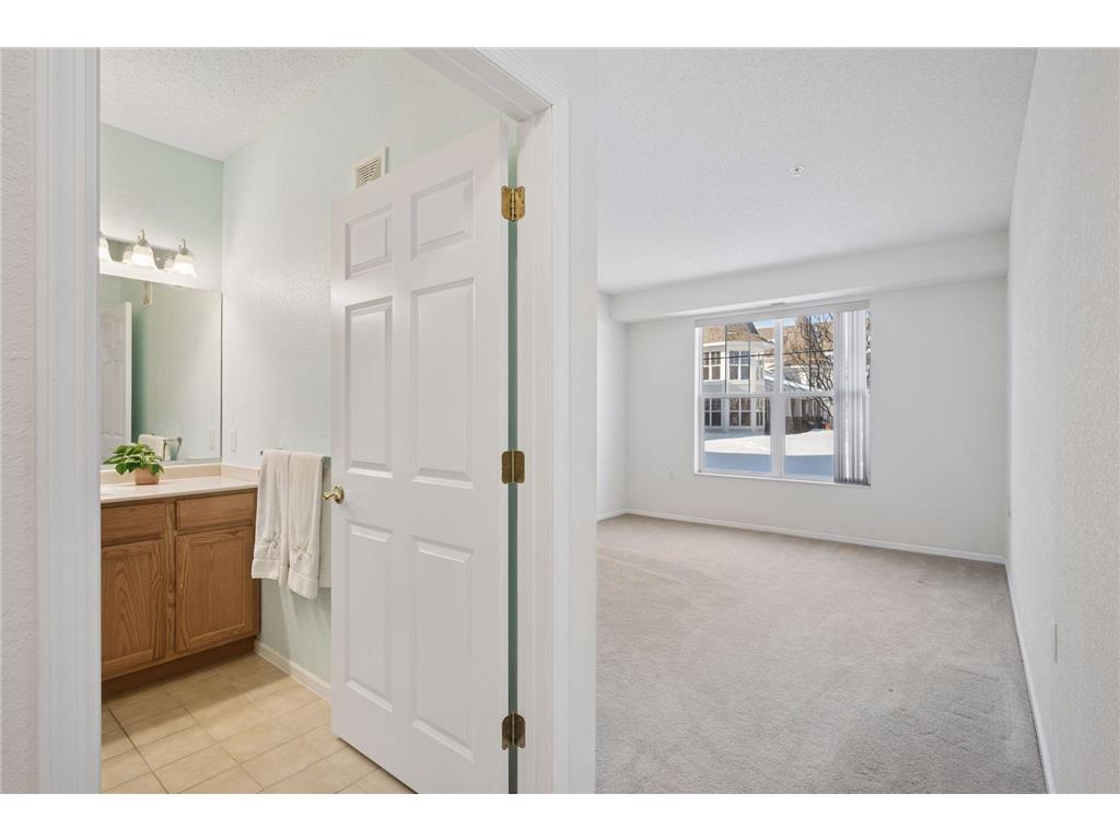 100 Clydesdale Trail #128 Medina MN 55340 7036711 image9