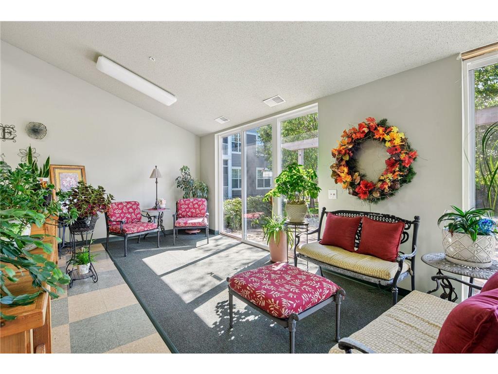 100 Clydesdale Trail #226 Medina MN 55340 7051538 image15